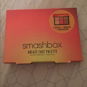 Smashbox Ablaze Face Pallete